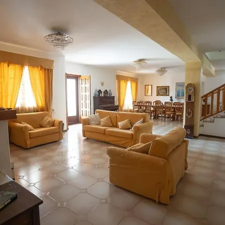 House Na Te Villa