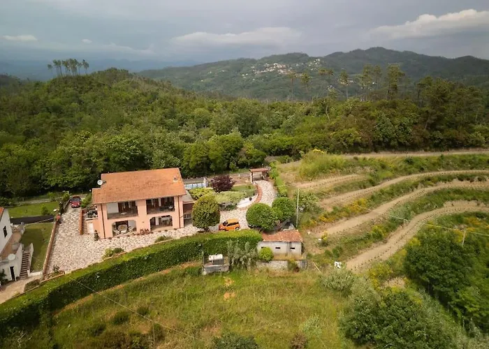 Villa House Na Te Riccò del Golfo di Spezia